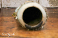 Afbeelding in Gallery-weergave laden, Grote kerstmancandycontainer in blauw
