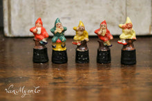 Afbeelding in Gallery-weergave laden, 5 kabouters op een plateautje
