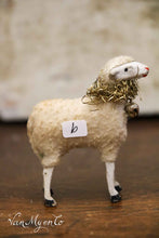 Afbeelding in Gallery-weergave laden, Wolschaapjes uit het Ertsgebergte
